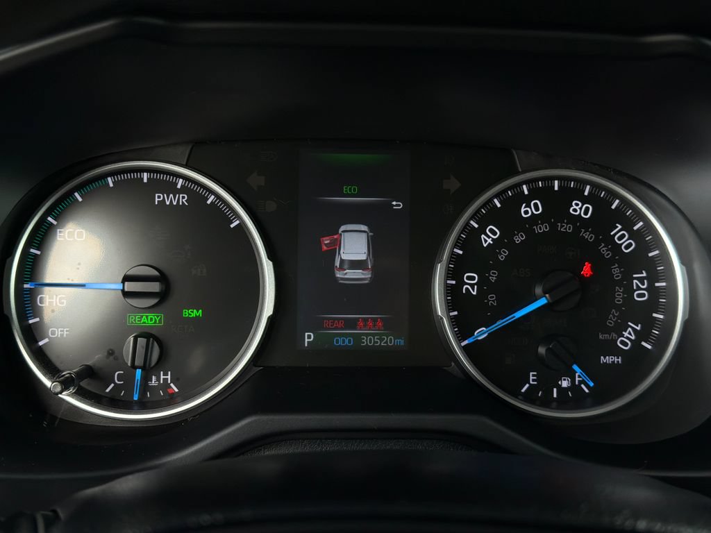 Used 2021 Toyota RAV4 LE AWD/4WD image 23