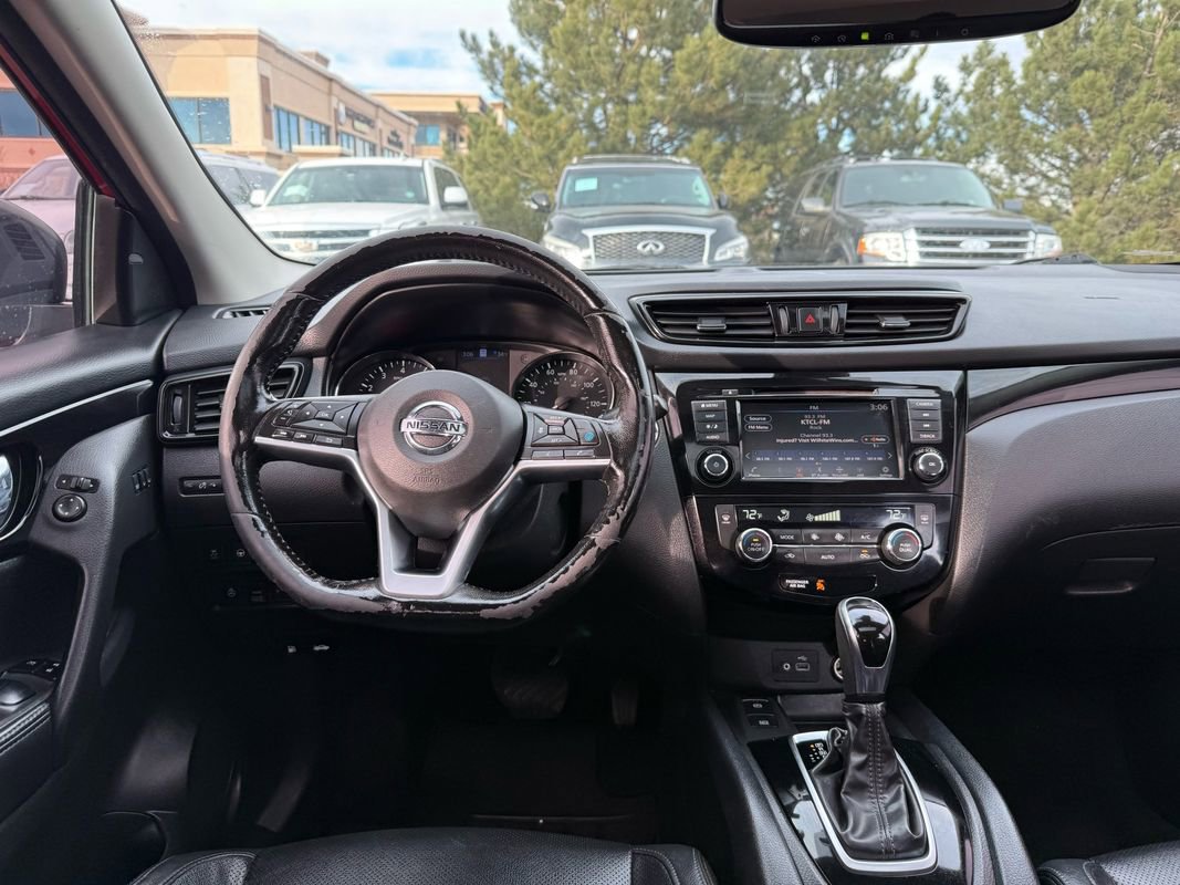 Used 2021 Nissan Rogue Sport SL w/ Premium Package image 25