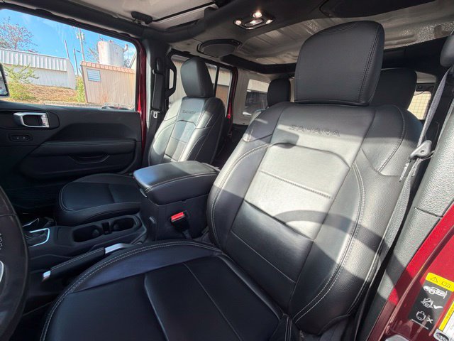 Used 2021 Jeep Wrangler Unlimited Sahara w/ Cold Weather Group AWD/4WD image 21