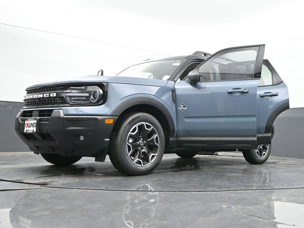 New 2025 Ford Bronco Sport Outer Banks w/ Outer Banks Tech Package+ AWD/4WD image 64