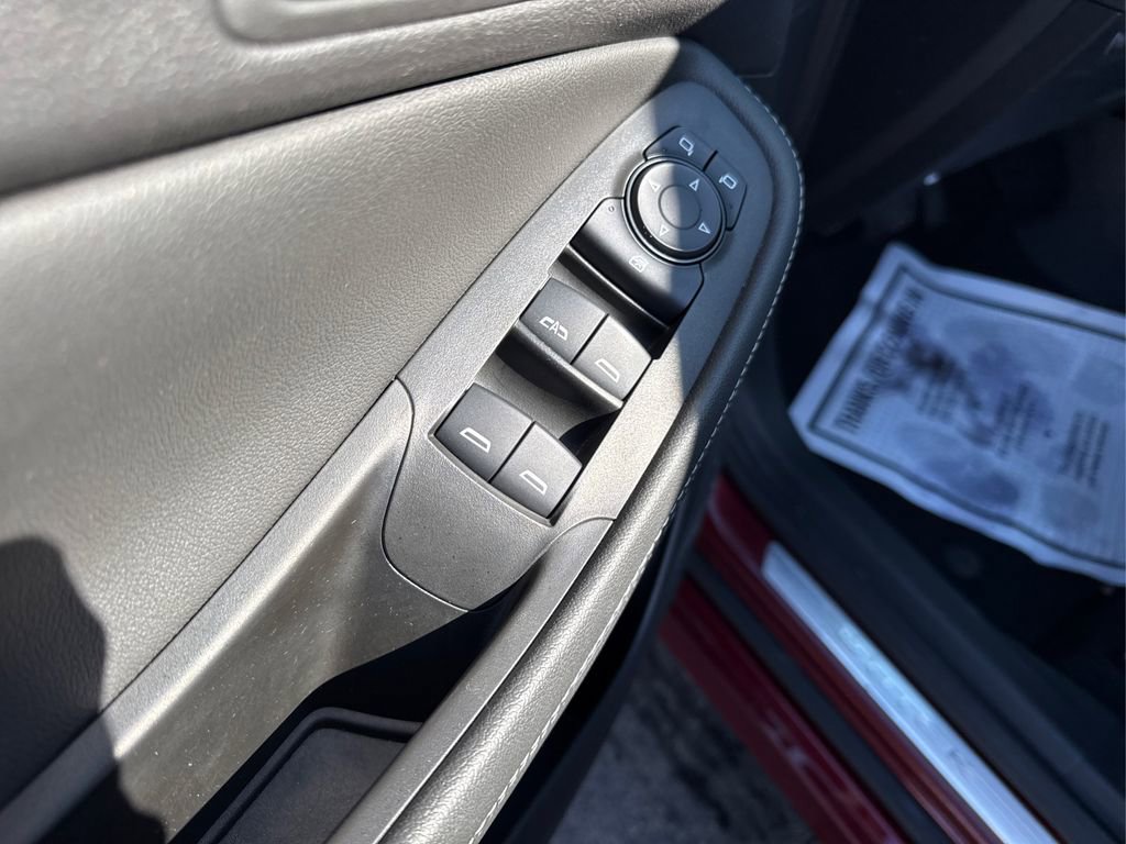 Used 2023 Buick Encore GX Select w/ Sport Touring Package image 35