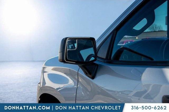 Used 2021 Chevrolet Silverado 1500 Custom Trail Boss w/ LPO, Dark Essentials Package image 25