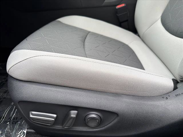 New 2025 Toyota RAV4 XLE image 12