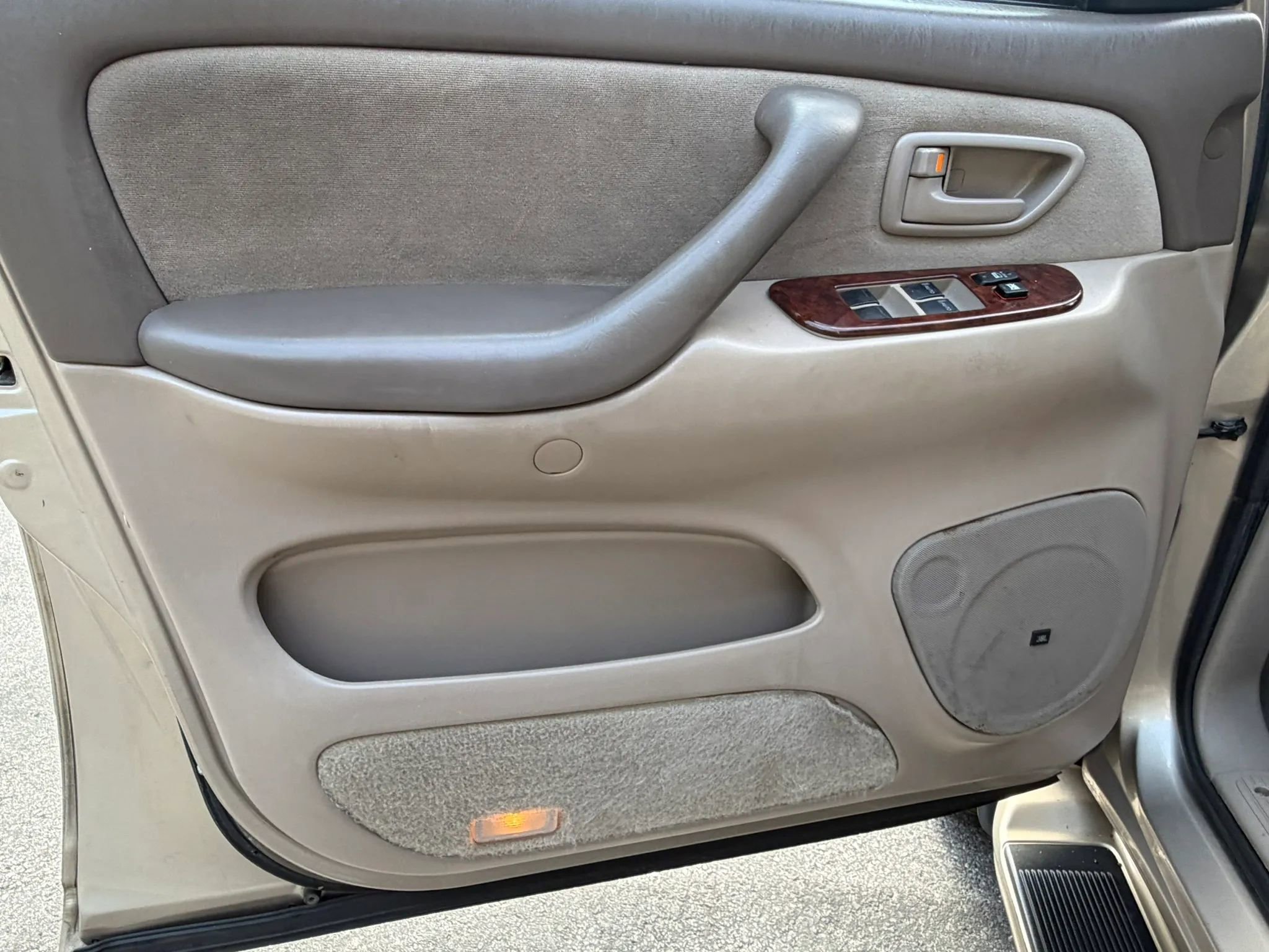 Used 2007 Toyota Sequoia SR5 RWD image 13