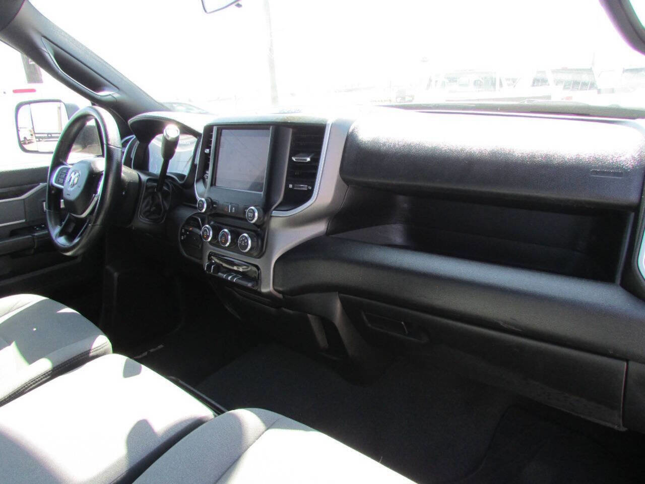 Used 2022 RAM 3500 Big Horn image 19