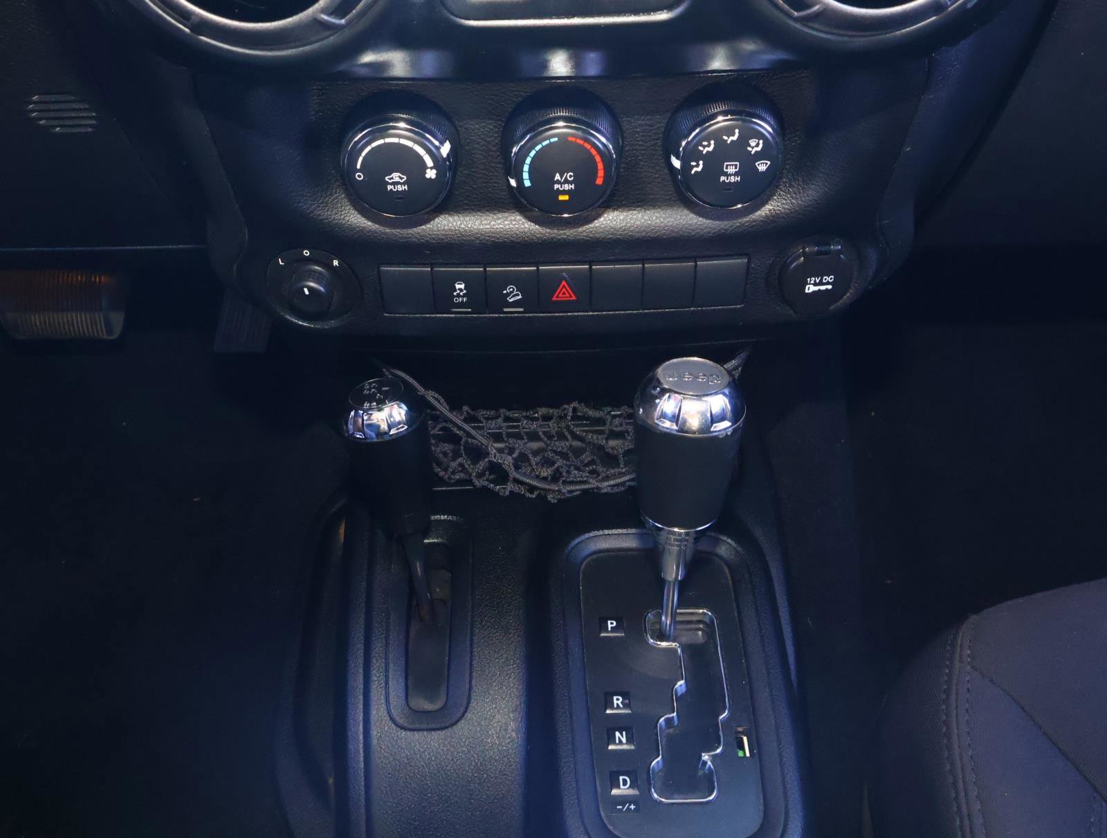 Used 2013 Jeep Wrangler Sport AWD/4WD image 22