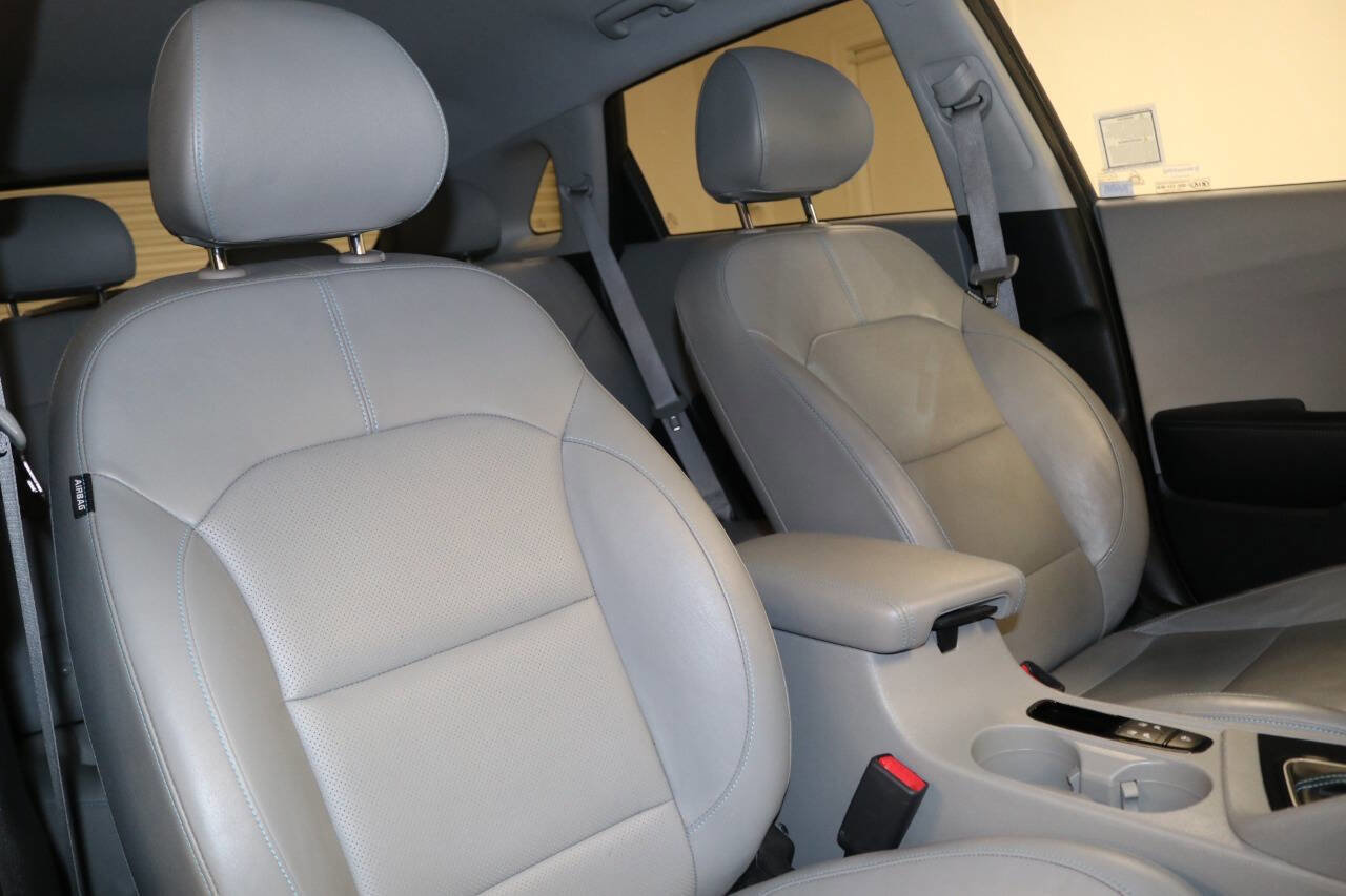 Used 2018 Kia Niro EX Premium image 74