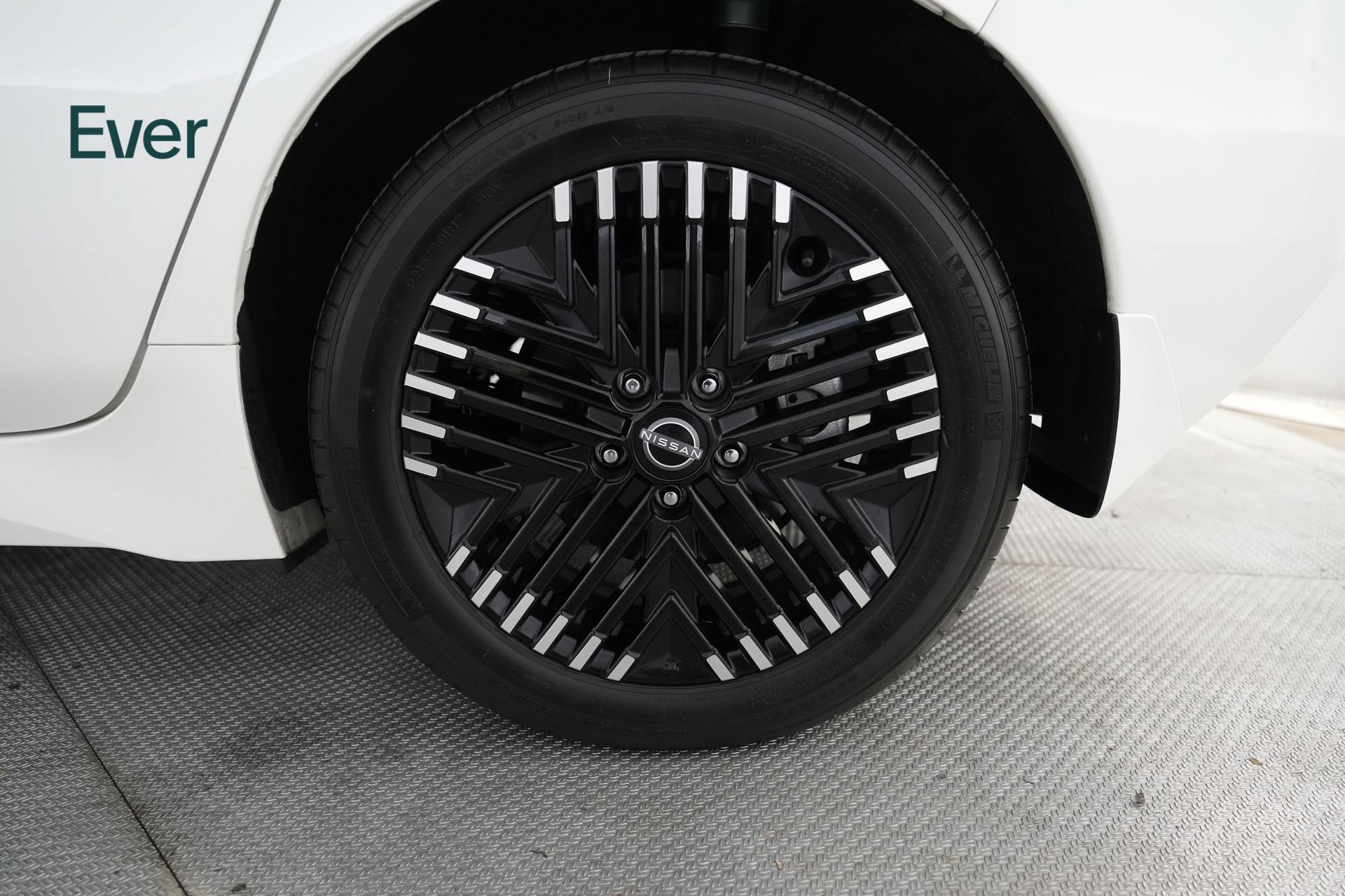 Used 2024 Nissan Leaf SV Plus FWD image 9