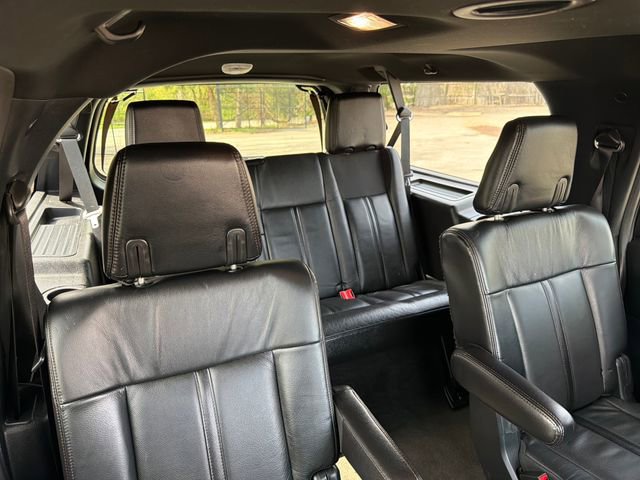Used 2017 Lincoln Navigator L Reserve image 14