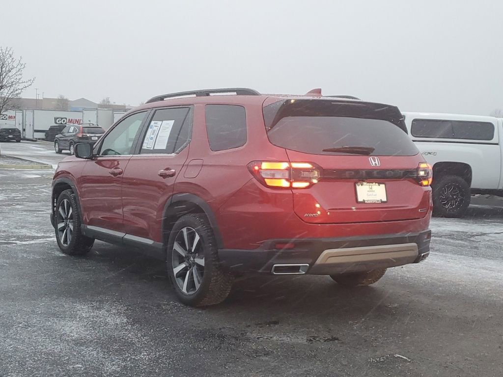 Used 2023 Honda Pilot Touring image 5