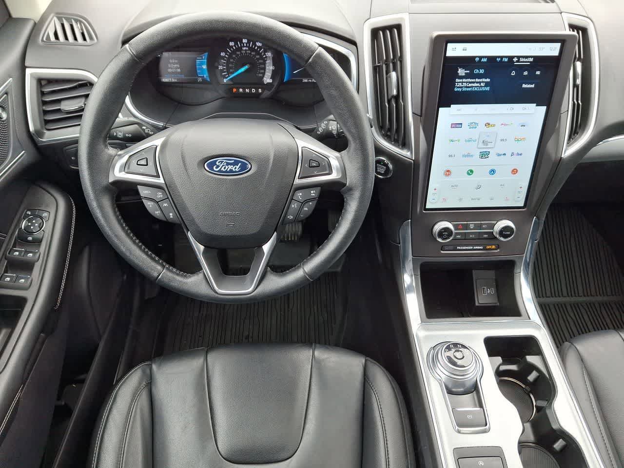 Used 2021 Ford Edge Titanium image 27