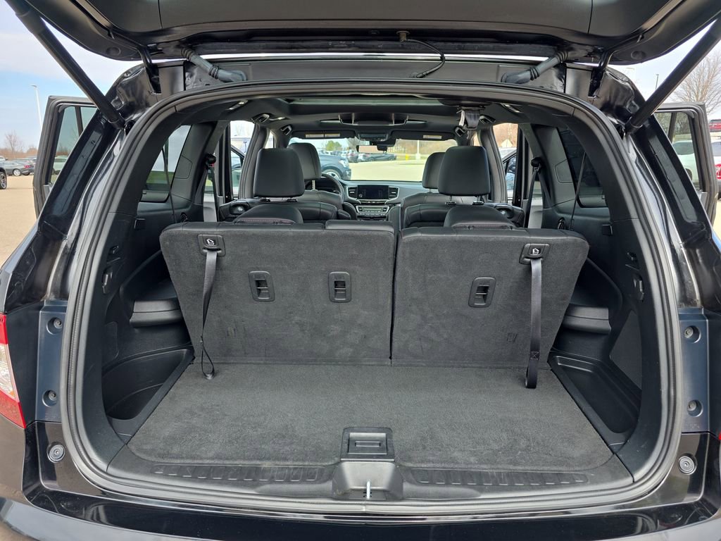Used 2022 Honda Pilot Black Edition image 13