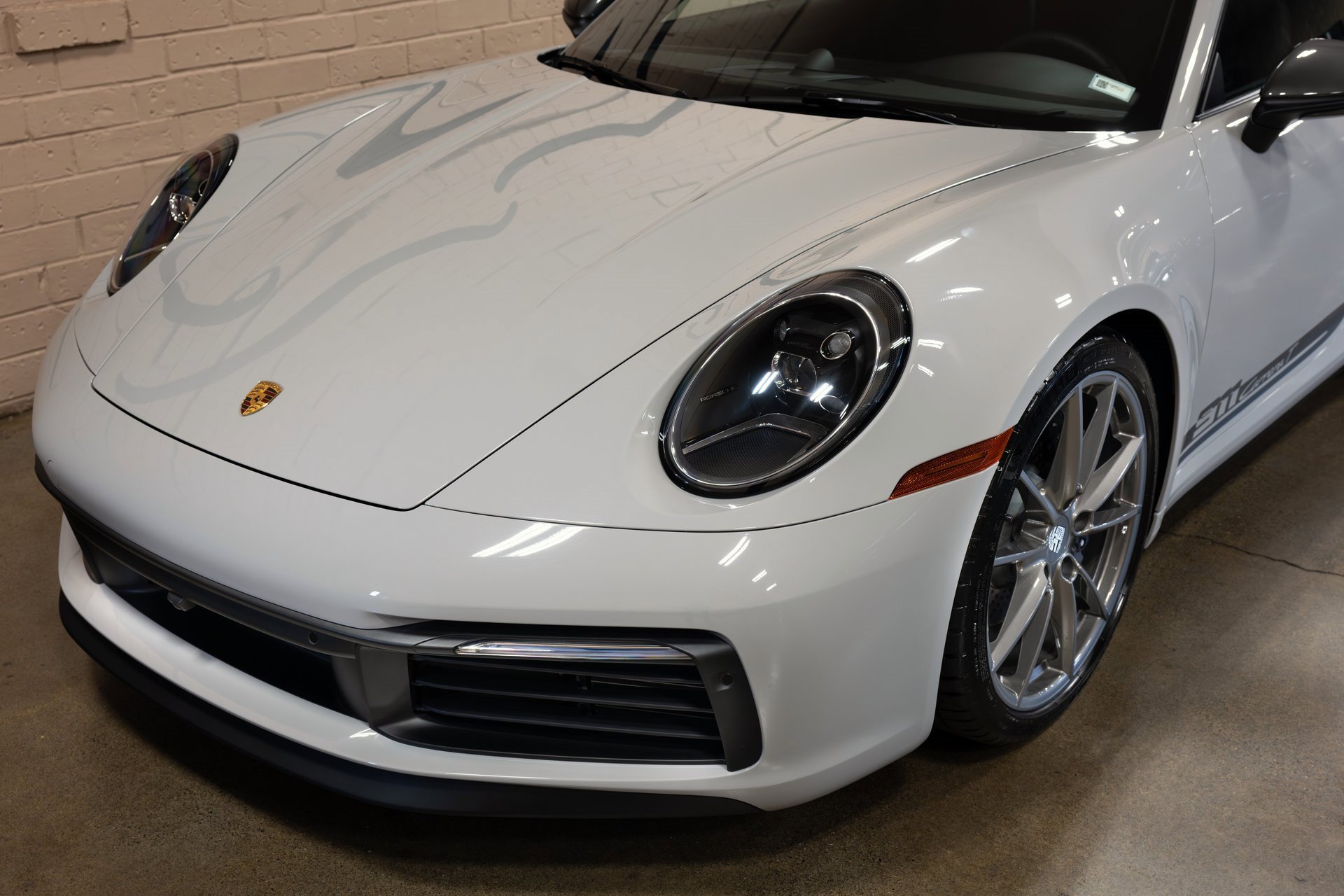 Used 2024 Porsche 911 Carrera T image 14