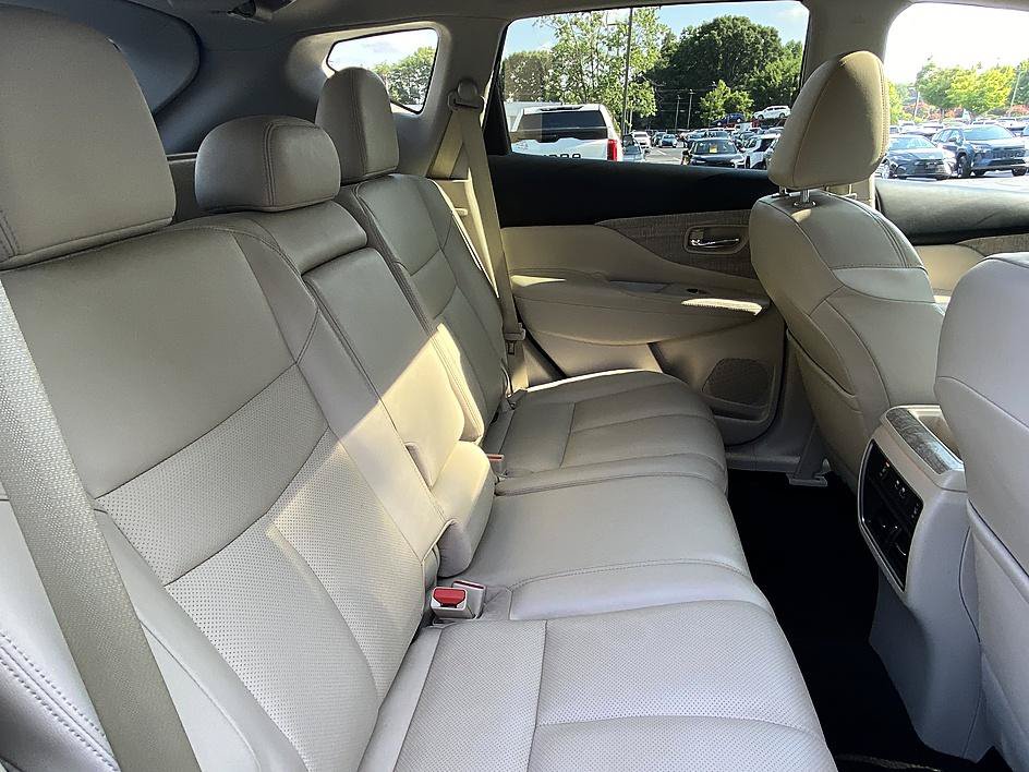 Used 2019 Nissan Murano SL w/ SL Technology Package FWD image 21