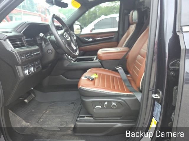 Used 2024 GMC Yukon XL Denali Ultimate AWD/4WD image 9