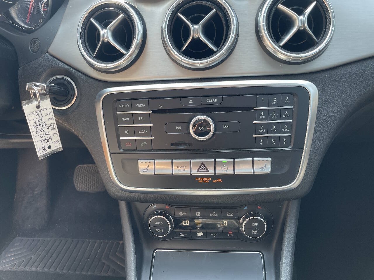 Used 2017 Mercedes-Benz CLA 250 4MATIC image 37