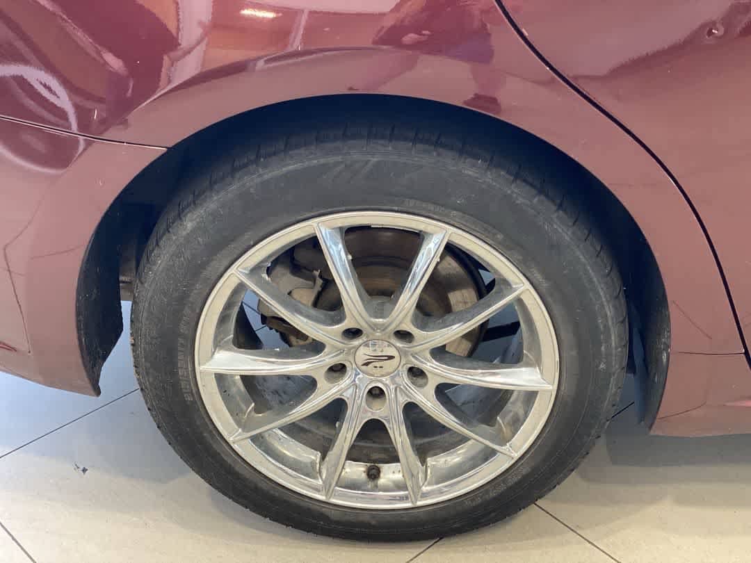Used 2013 Toyota Avalon XLE Premium FWD image 13