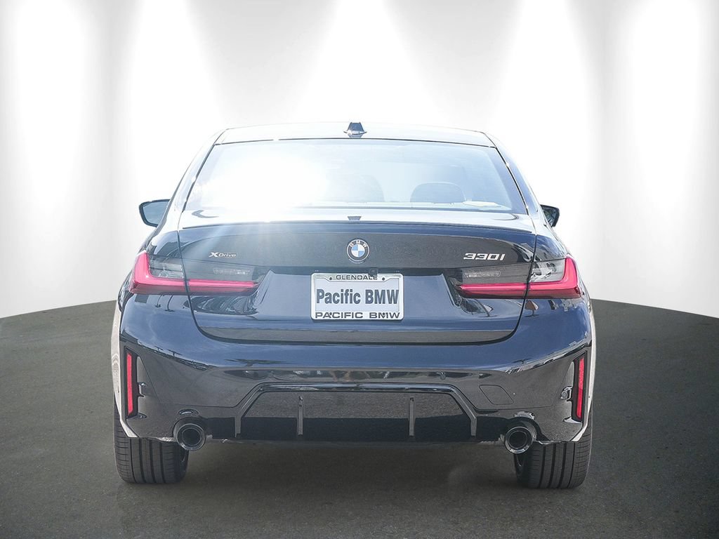New 2026 BMW 330i xDrive Sedan w/ M Sport Package AWD/4WD image 5