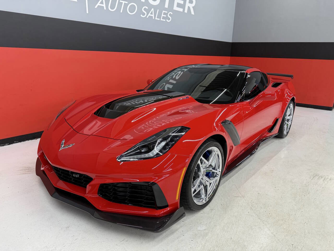 Used 2019 Chevrolet Corvette ZR1 RWD image 15