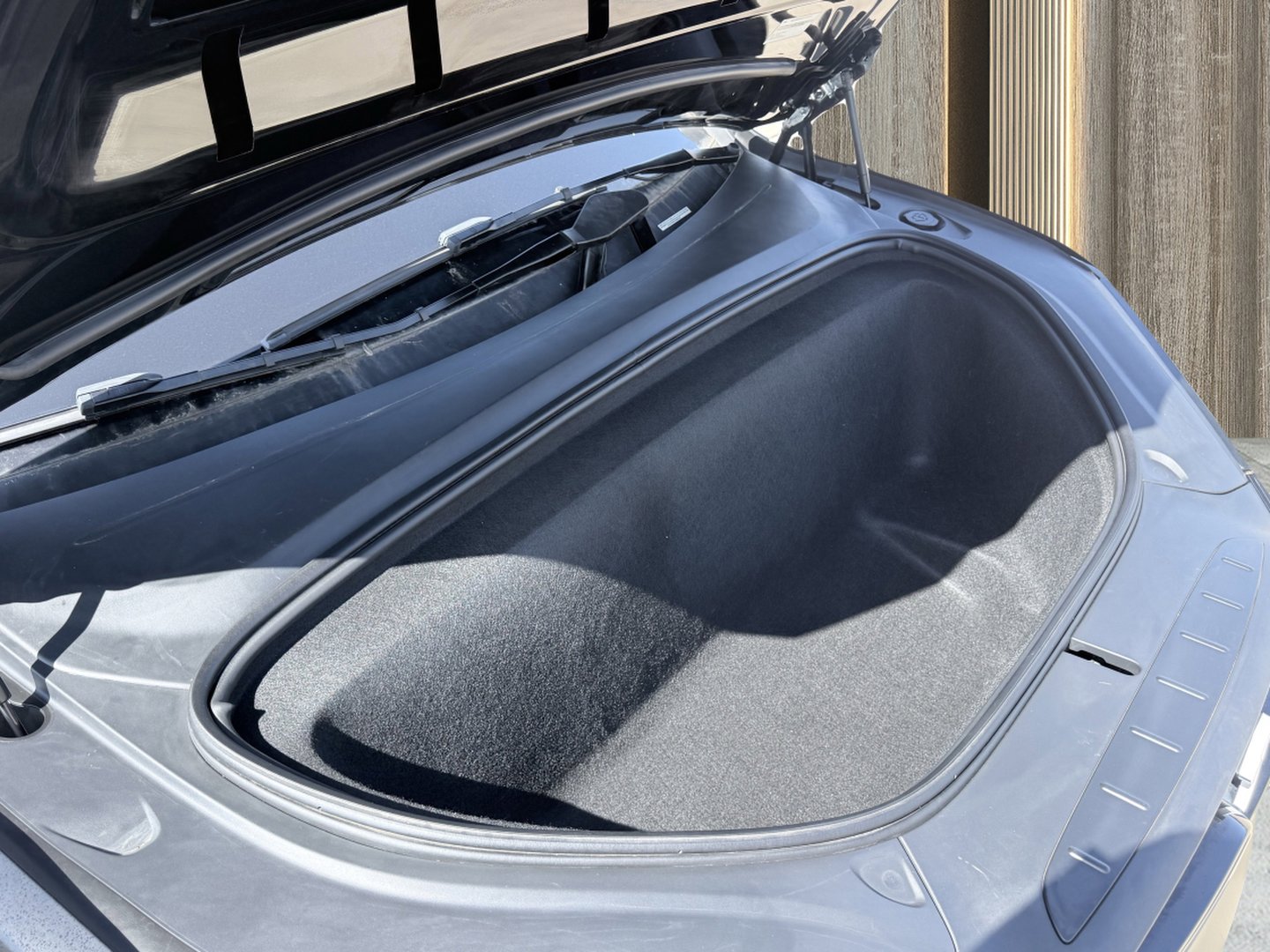 Used 2022 Tesla Model X image 21