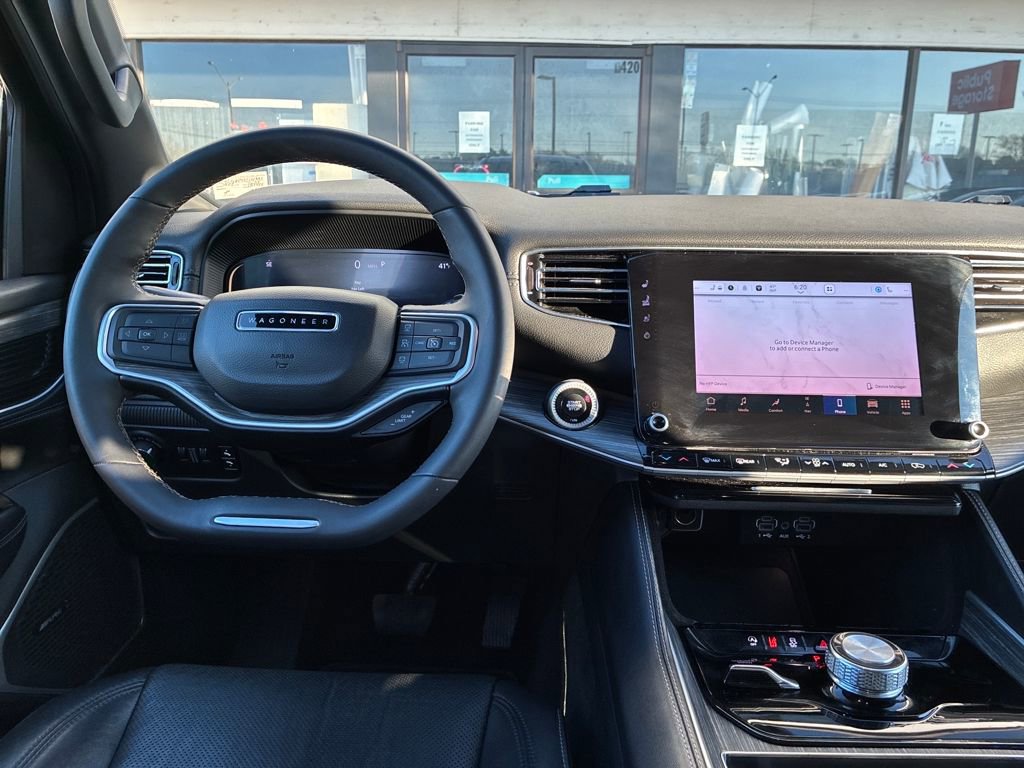 Used 2024 Jeep Wagoneer Series II w/ Flexible Seating Group image 14