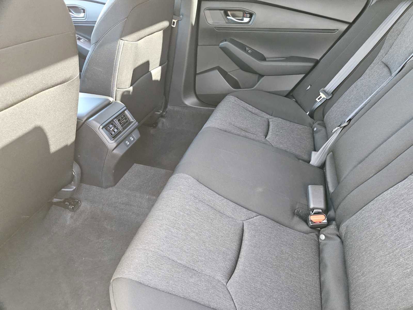 Certified 2025 Honda Accord SE image 28