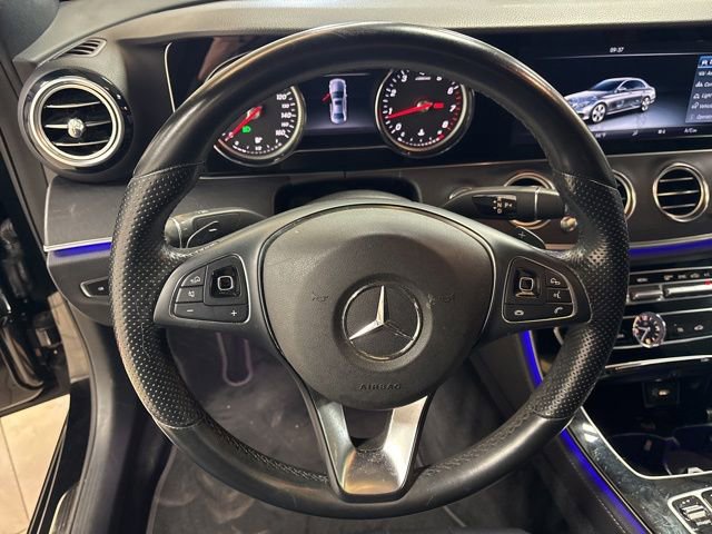Used 2017 Mercedes-Benz E 300 image 27
