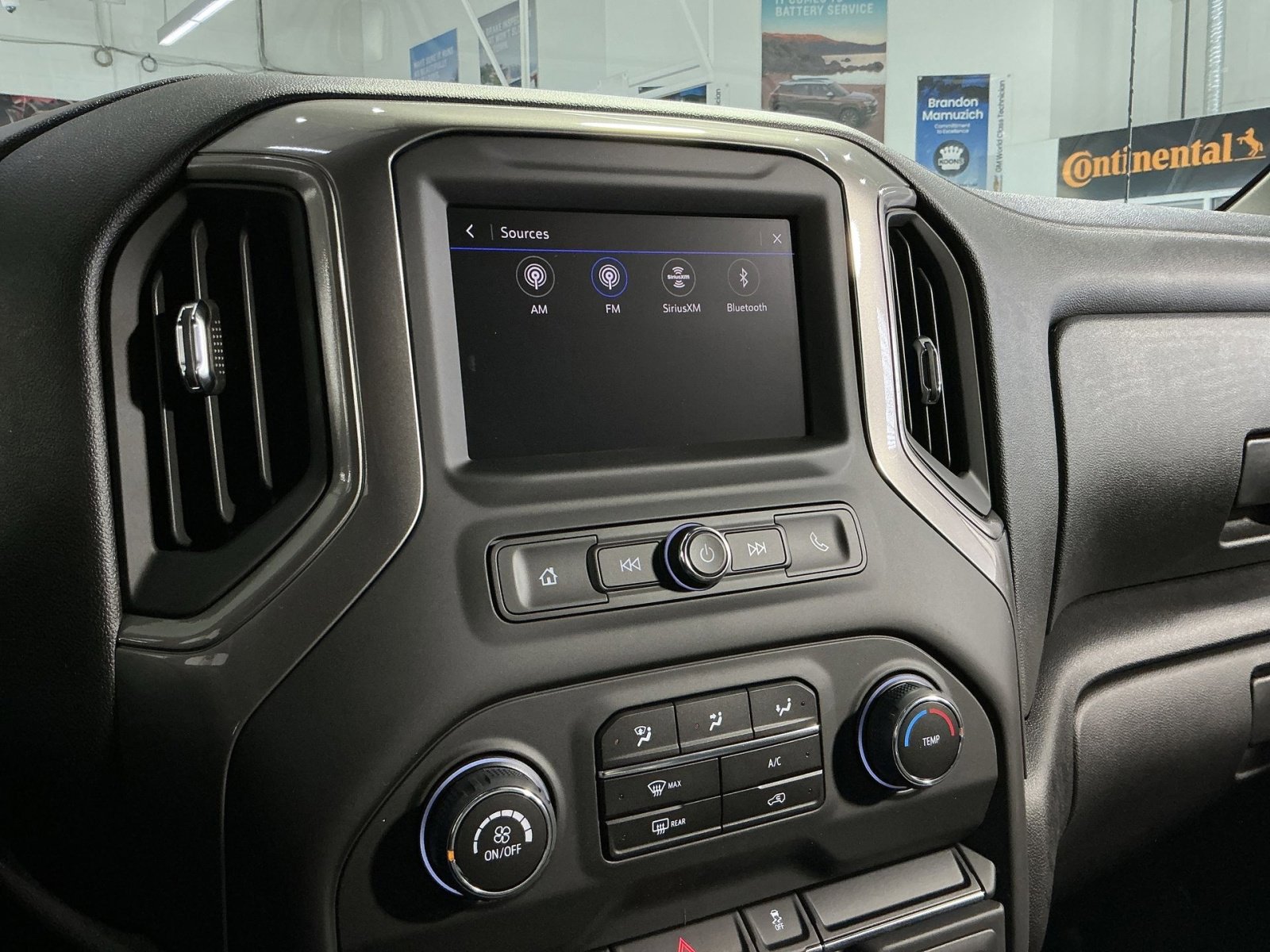 New 2026 Chevrolet Silverado 1500 W/T w/ WT Value Package image 26