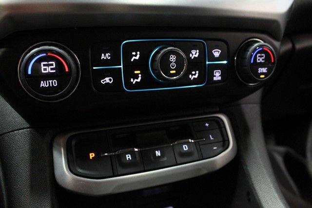 Certified 2023 GMC Acadia SLE w/ Driver Convenience Package FWD image 27