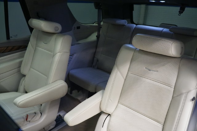 Certified 2022 Cadillac Escalade Sport Platinum AWD/4WD image 25
