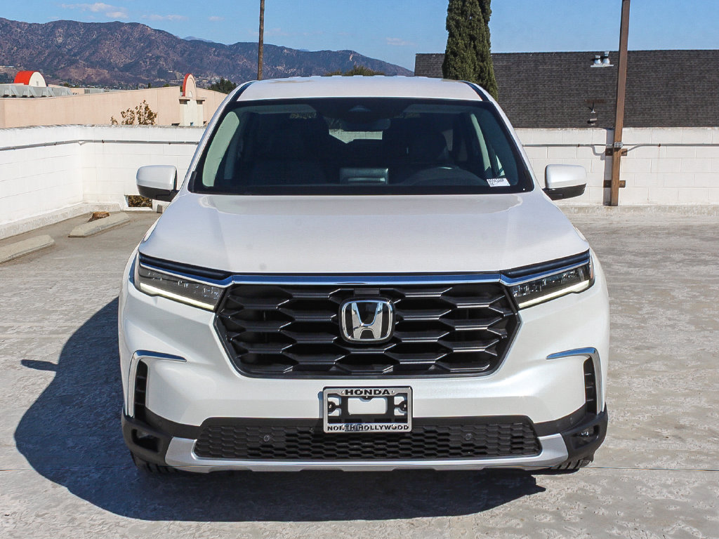 Certified 2025 Honda Pilot EX-L image 2