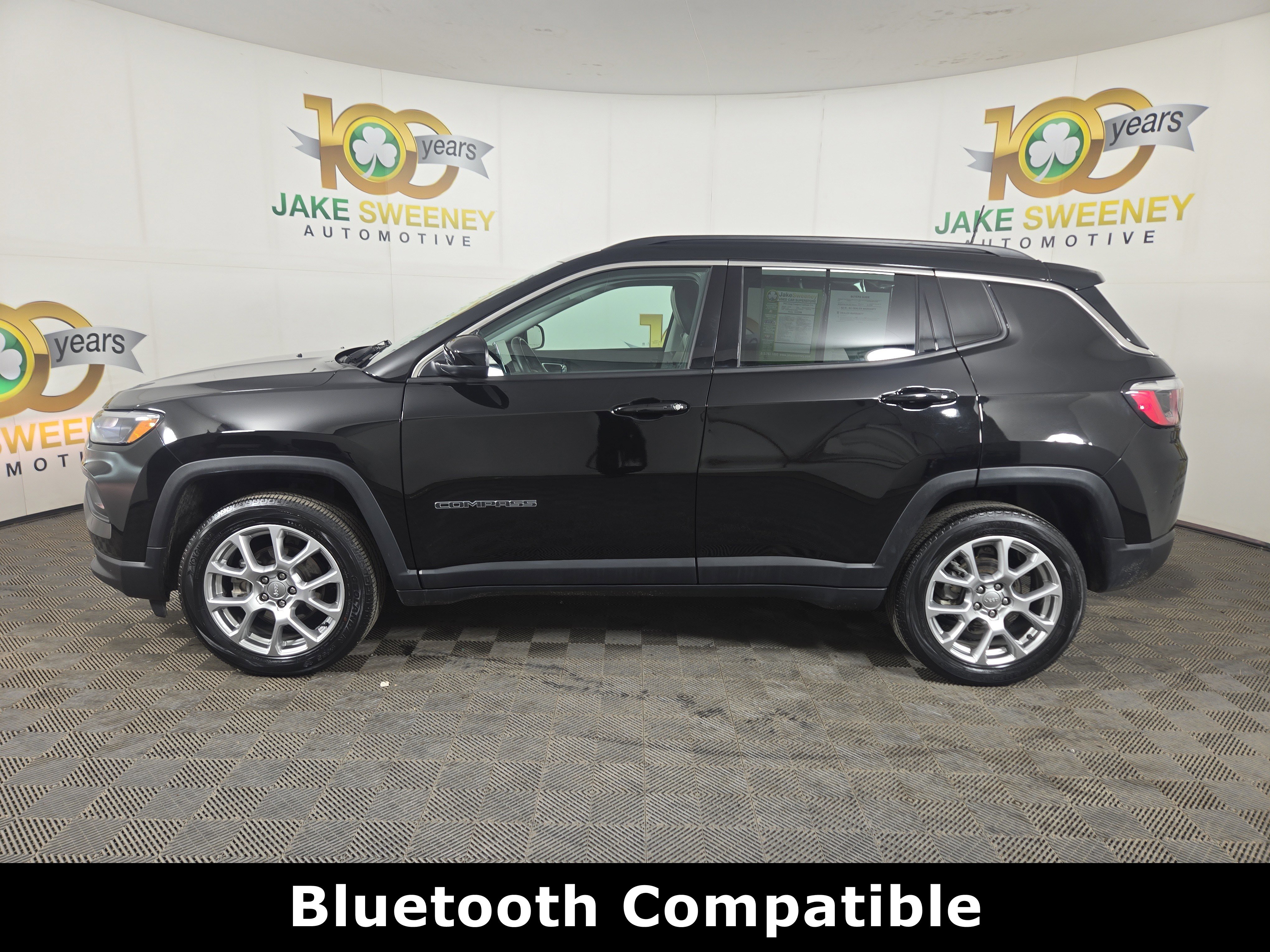 Used 2022 Jeep Compass Latitude image 6