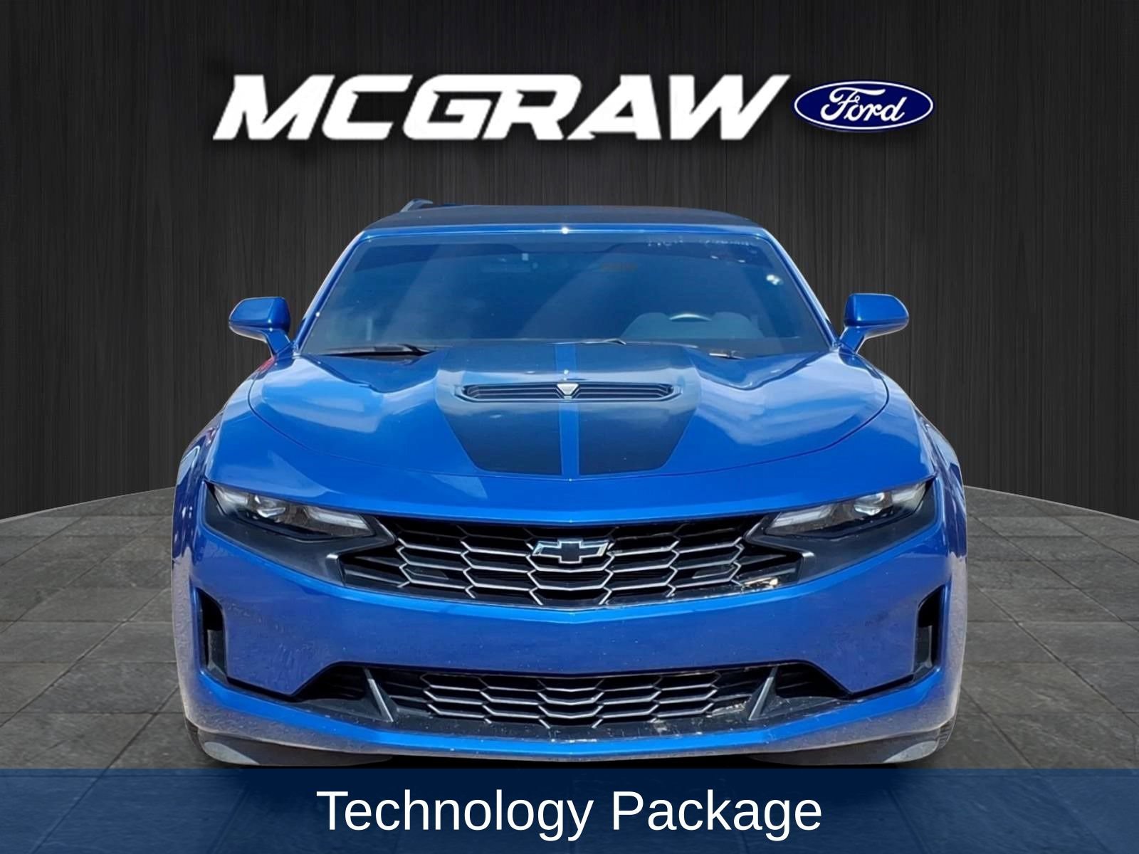 Used 2023 Chevrolet Camaro LT w/ Technology Package RWD image 3