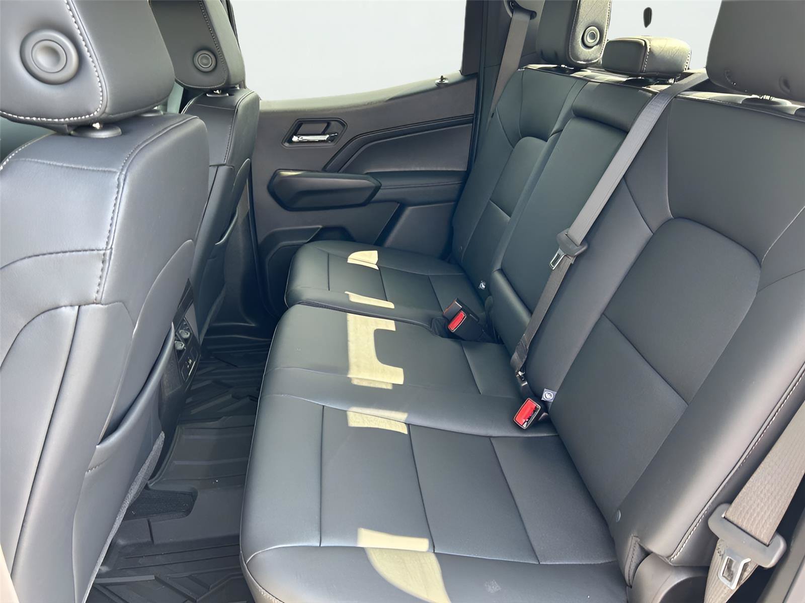 New 2026 GMC Canyon Elevation w/ Convenience Package AWD/4WD image 14