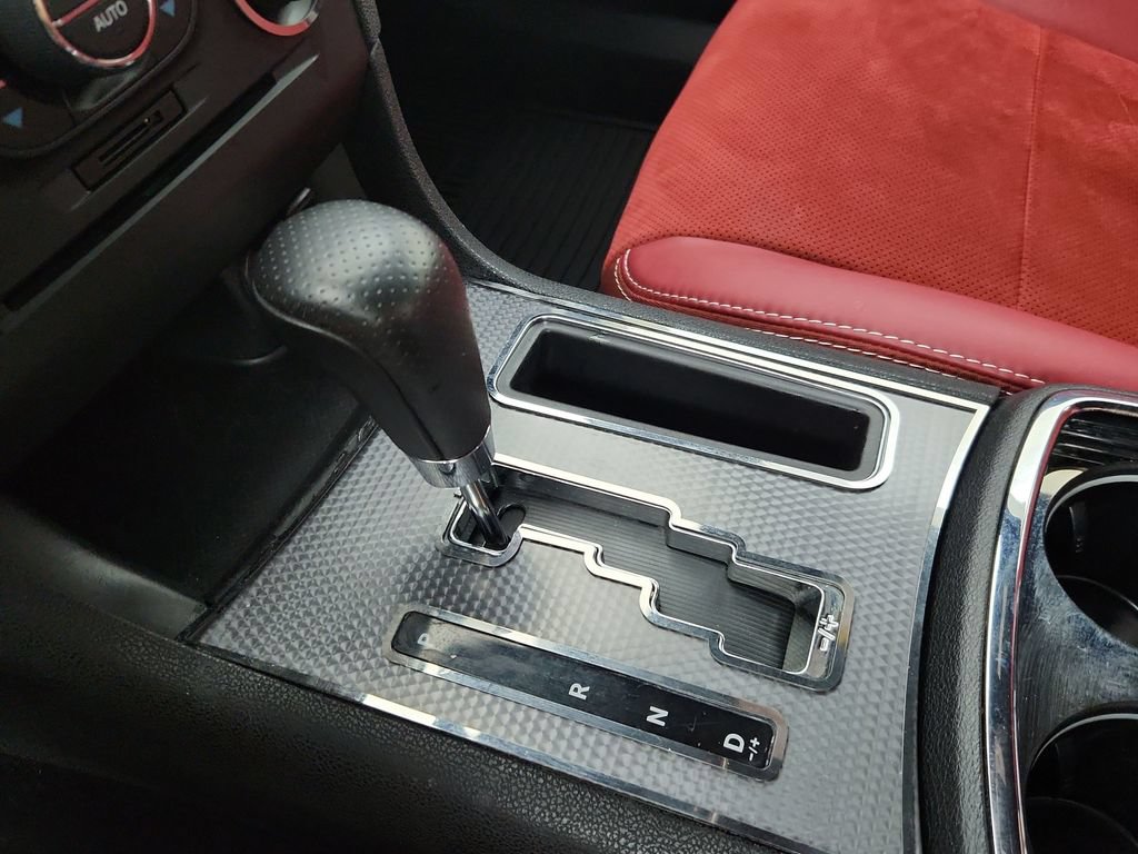 Used 2013 Dodge Charger SRT8 RWD image 31