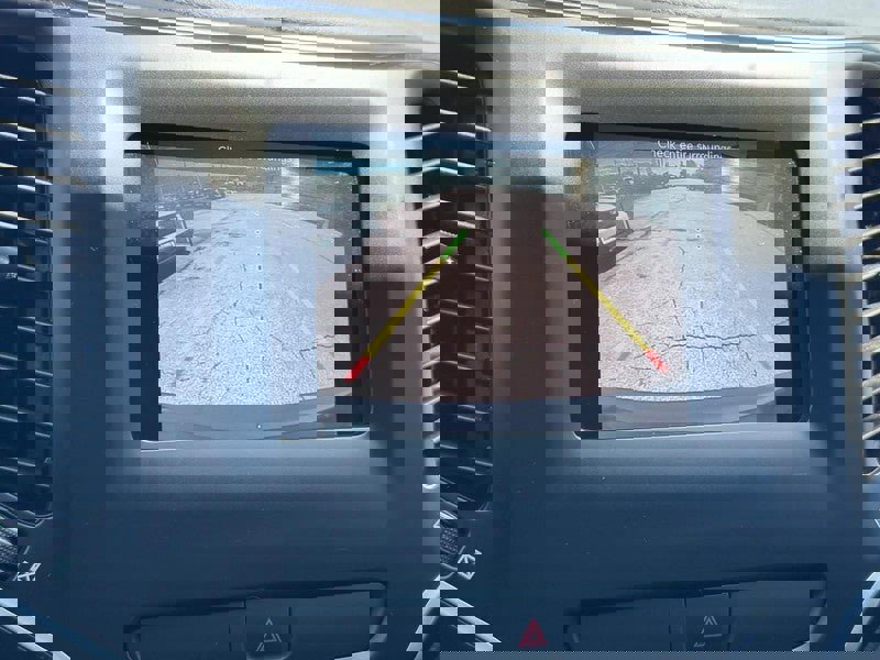 Used 2020 Jeep Cherokee Latitude AWD/4WD image 21