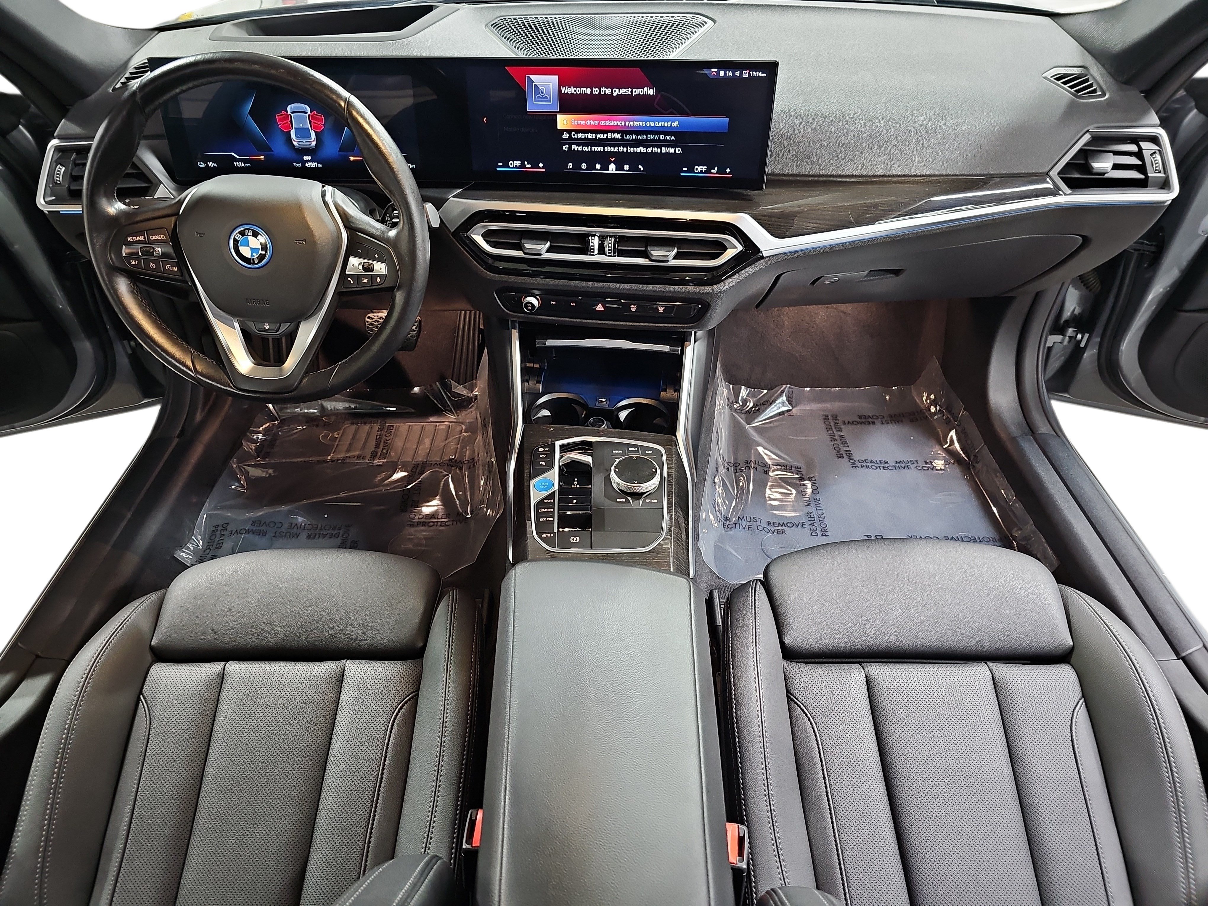 Used 2024 BMW i4 eDrive35 w/ Premium Package RWD image 9