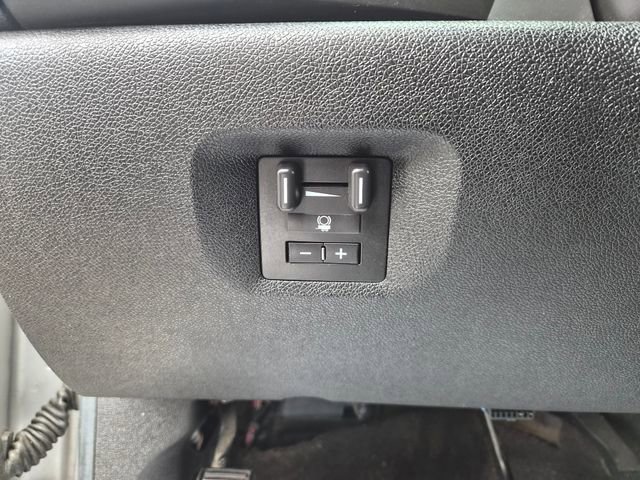 Used 2010 GMC Sierra 2500 SLE w/ SLE Preferred Package image 16