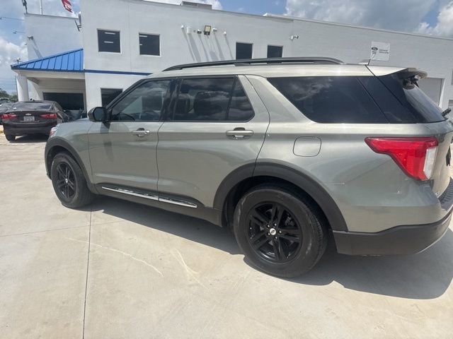 Used 2020 Ford Explorer XLT w/ Equipment Group 202A RWD image 13