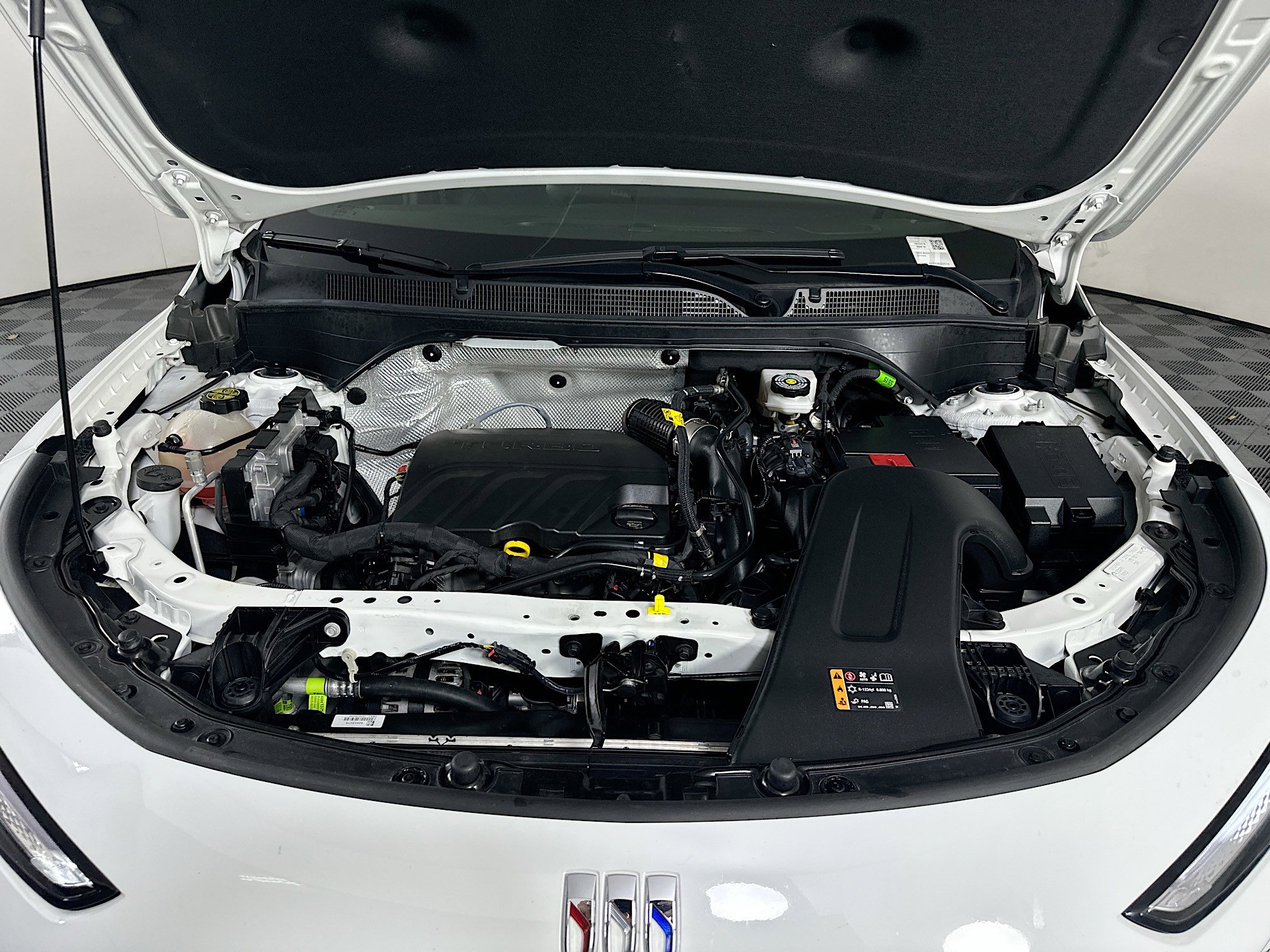 Used 2025 Buick Envista Preferred FWD image 31