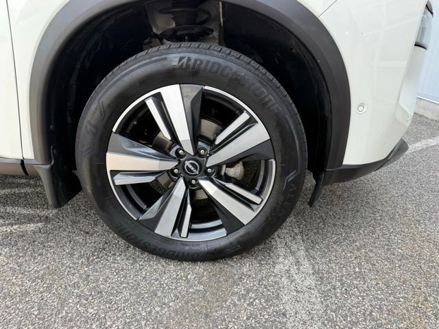 Certified 2023 Nissan Rogue SL w/ SL Premium Package AWD/4WD image 24