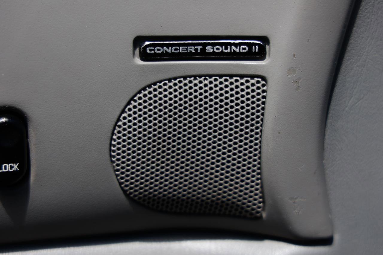 Used 2001 Buick Century Custom w/ Premium Pkg FWD image 31