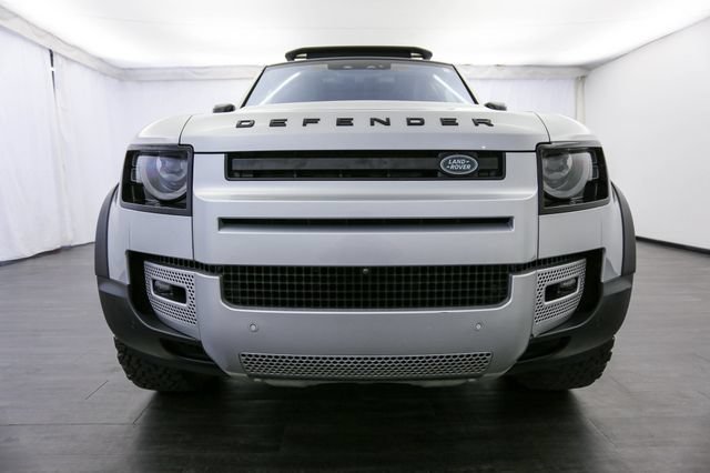 Used 2020 Land Rover Defender 110 SE AWD/4WD image 36