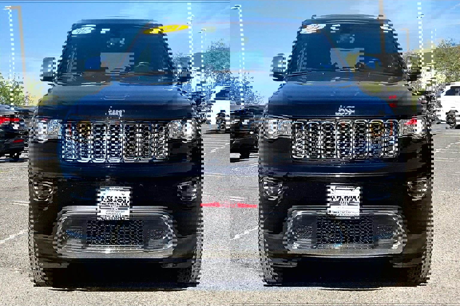 Used 2021 Jeep Grand Cherokee Limited AWD/4WD image 3