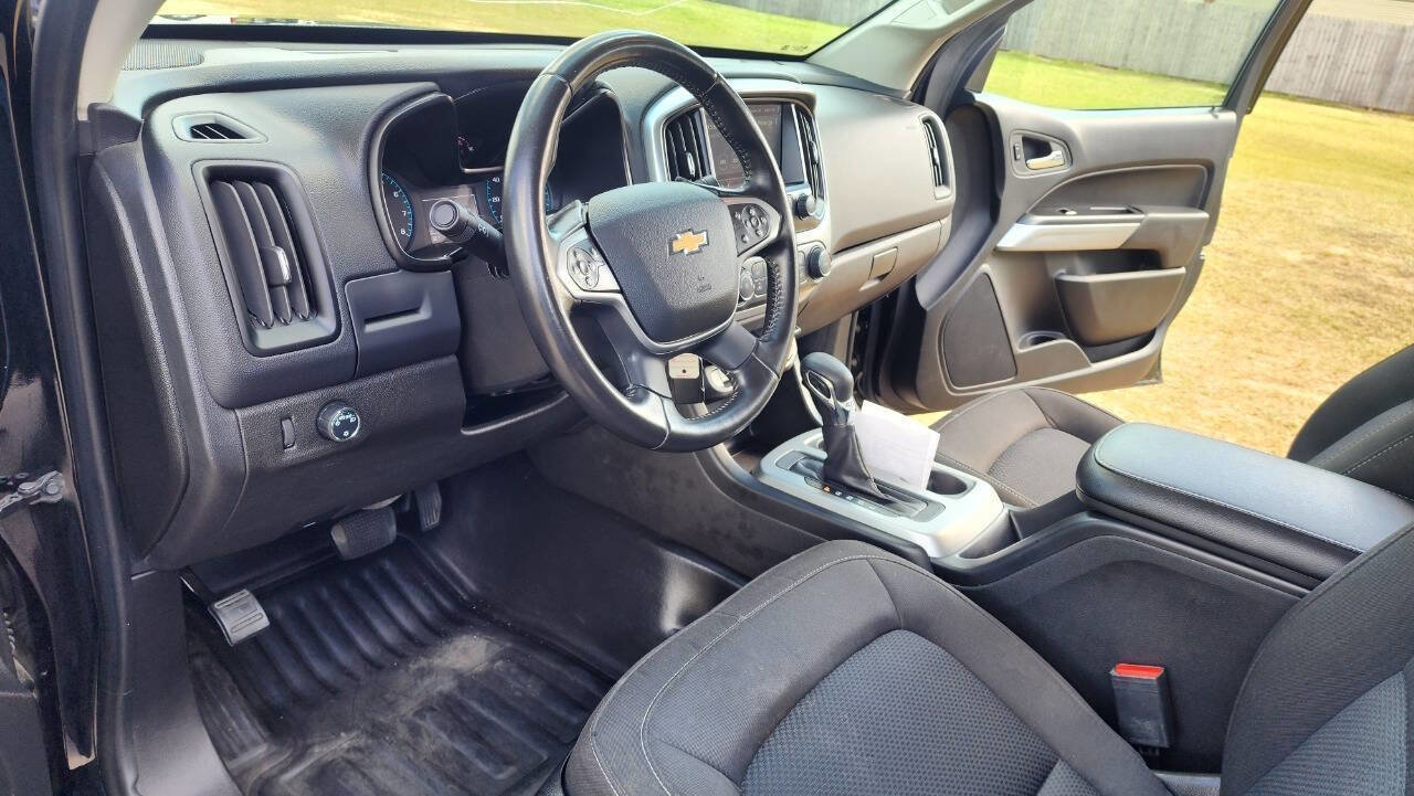Used 2022 Chevrolet Colorado LT w/ Fleet Safety Package RWD image 31