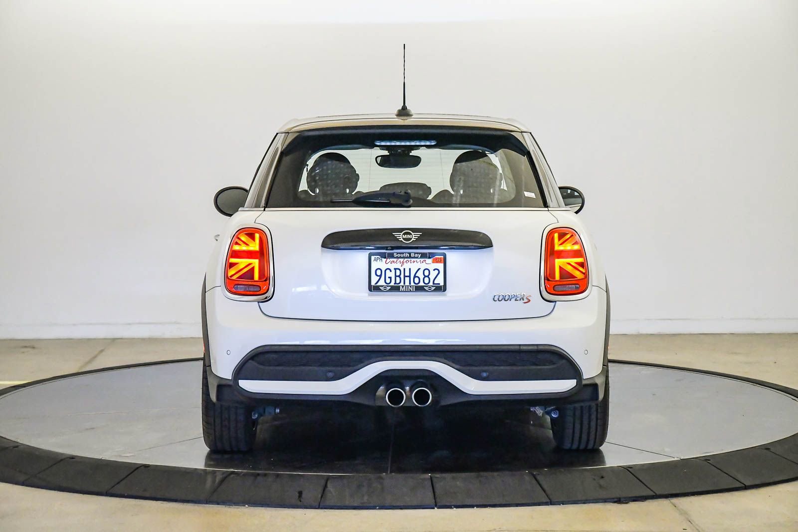 Certified 2024 MINI Cooper S FWD image 3