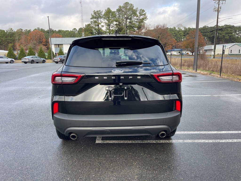 Used 2025 Ford Escape ST-Line image 10