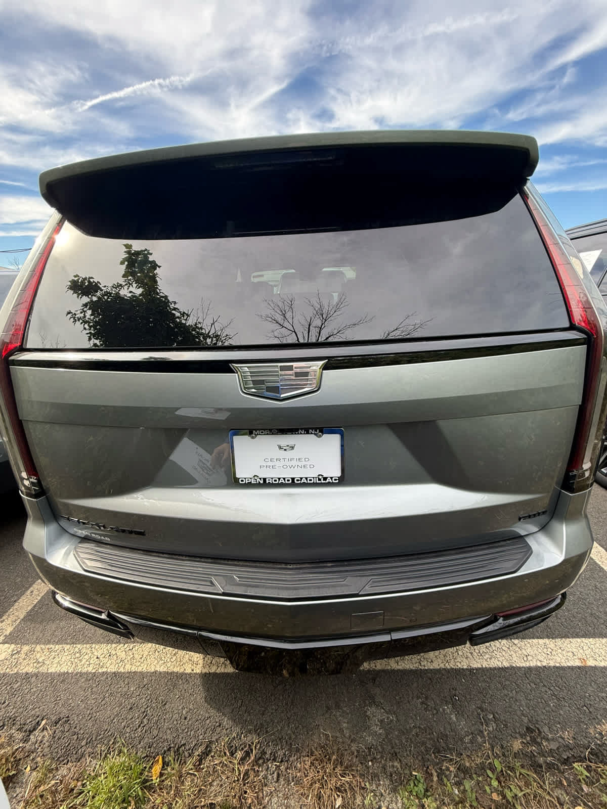 Certified 2024 Cadillac Escalade Sport Platinum w/ LPO, ONYX Package AWD/4WD image 28