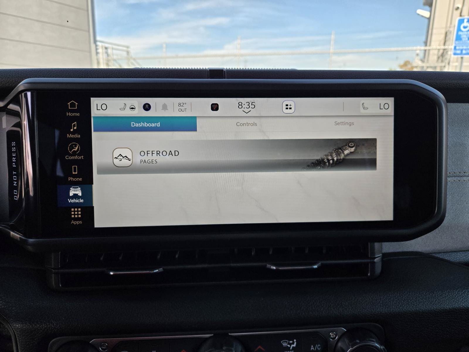 New 2026 Jeep Gladiator Sport AWD/4WD image 11