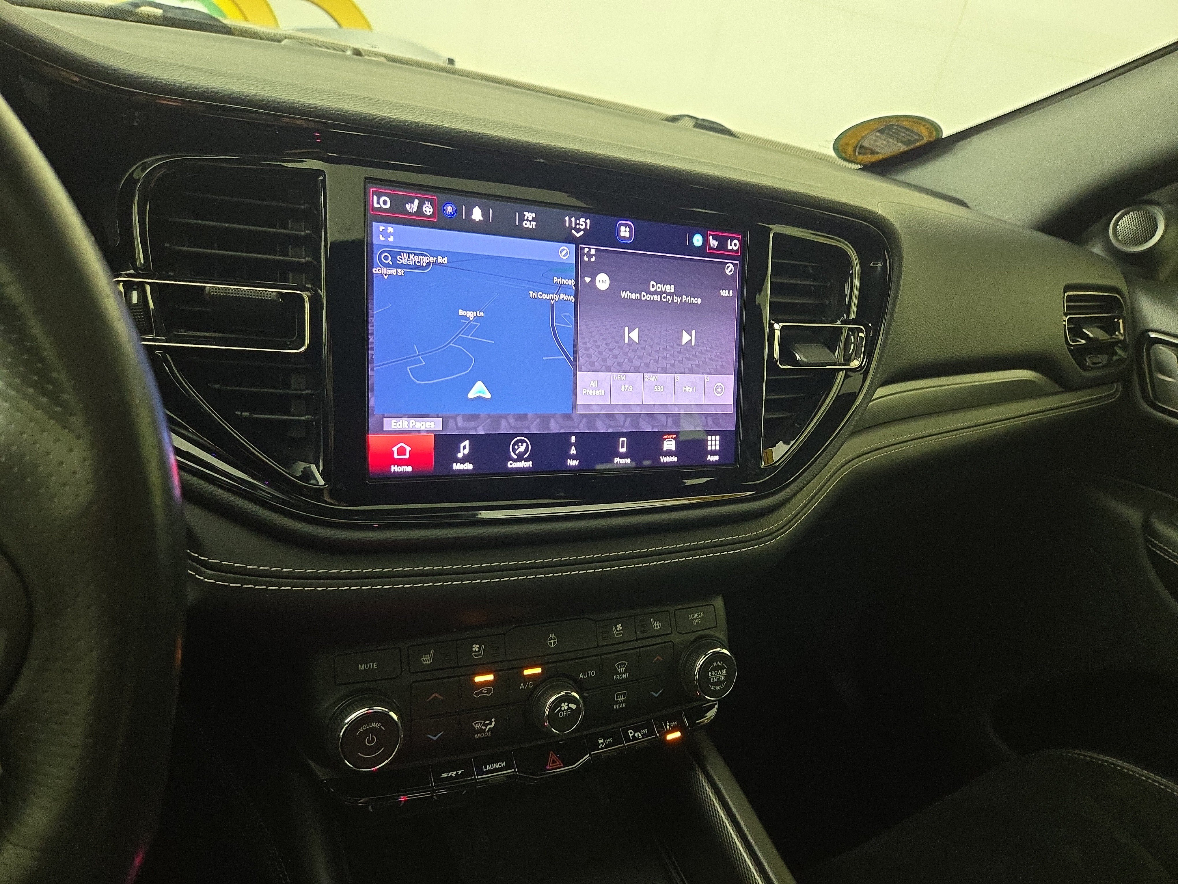 Used 2021 Dodge Durango SRT Hellcat w/ Technology Group AWD/4WD image 25